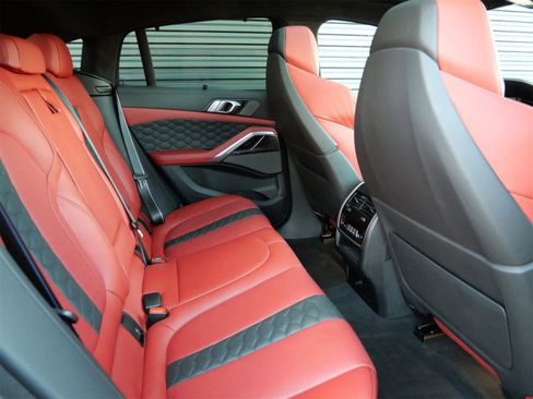 Used 2022 BMW X6 M w/ Competition Package image 28