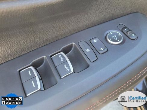 Certified 2025 Honda HR-V Sport image 15