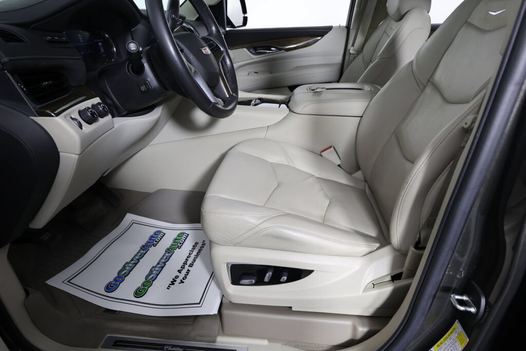 Used 2020 Cadillac Escalade Luxury AWD/4WD image 13