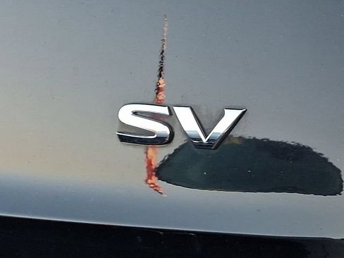 Used 2023 Nissan Rogue SV FWD image 7