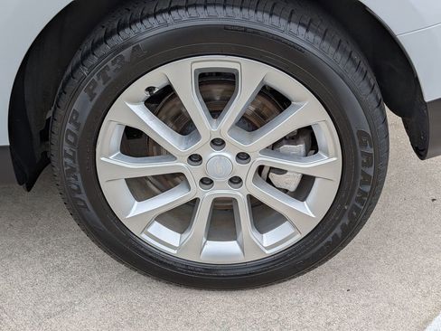 Used 2025 Land Rover Range Rover Sport SE image 27