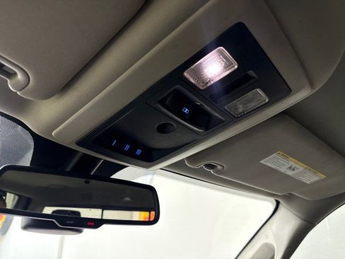 Used 2018 RAM 2500 Laramie w/ Convenience Group image 31