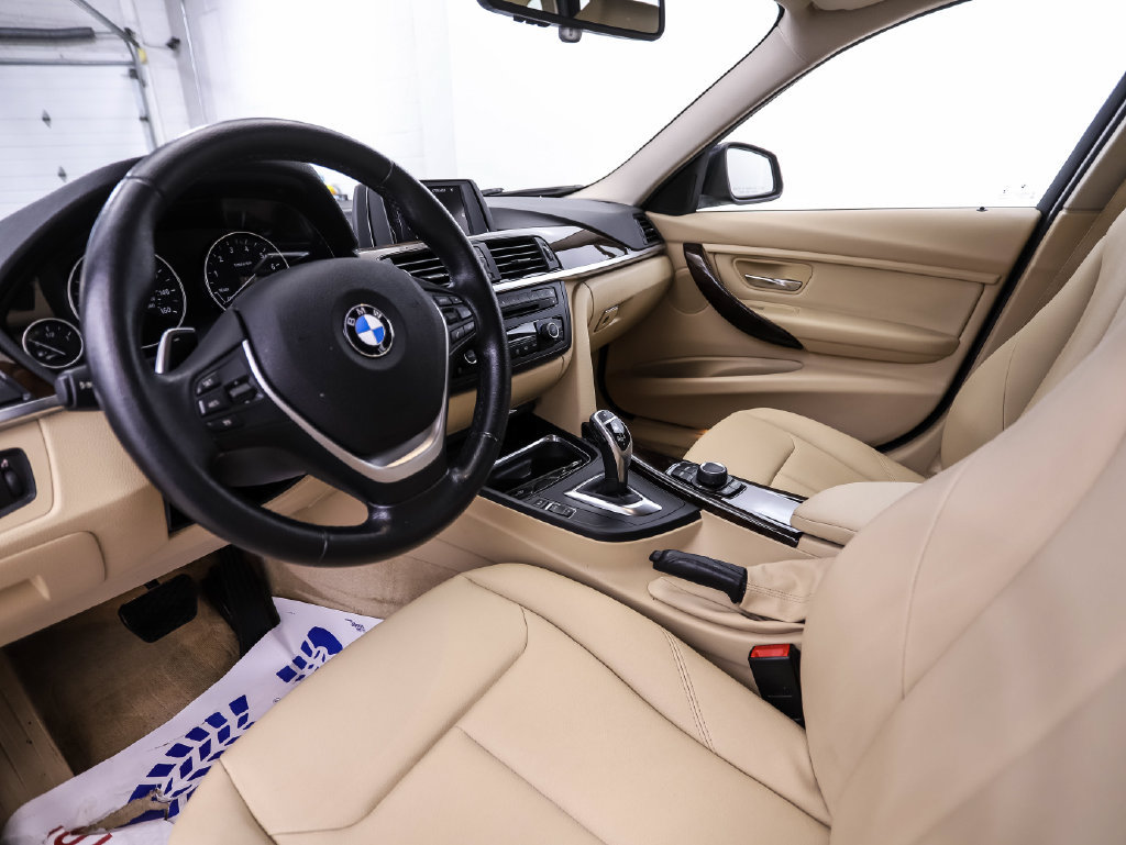 Used 2015 BMW 328i xDrive Wagon AWD/4WD image 10