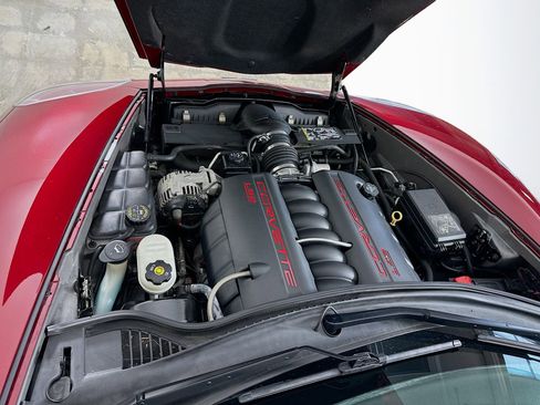 Used 2007 Chevrolet Corvette Coupe w/ Preferred Equipment Group image 28