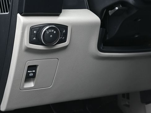 Used 2018 Ford F150 XL w/ Equipment Group 101A Mid RWD image 23