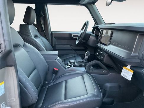 New 2025 Ford Bronco Big Bend w/ Black Diamond Package AWD/4WD image 15
