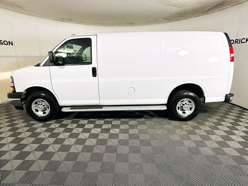 Used 2024 Chevrolet Express 2500 w/ Driver Convenience Package image 6