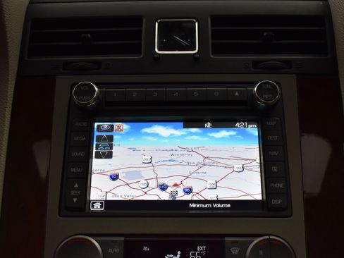 Used 2014 Lincoln Navigator 2WD image 29