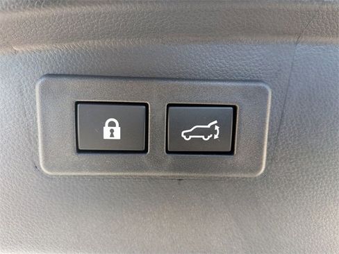 New 2025 Subaru Outback Limited image 30