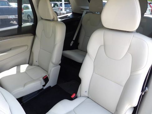 Certified 2025 Volvo XC90 B6 Plus w/ Protection Package Premier AWD/4WD image 25