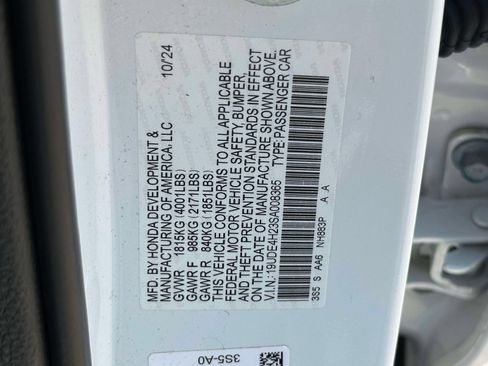 Certified 2025 Acura Integra FWD image 25