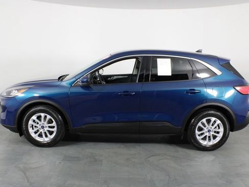 Used 2020 Ford Escape SE image 11