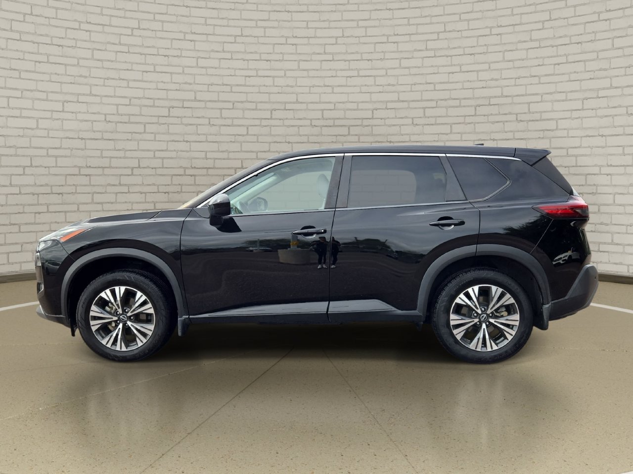 Used 2023 Nissan Rogue SV AWD/4WD image 8
