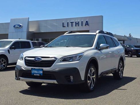 Used 2020 Subaru Outback Touring AWD/4WD image 1