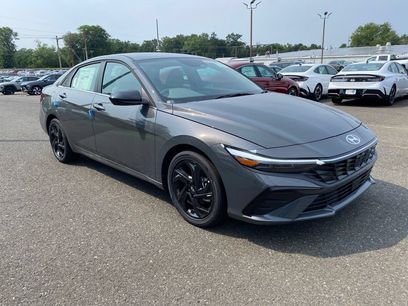 New 2026 Hyundai Elantra SEL Sport Premium