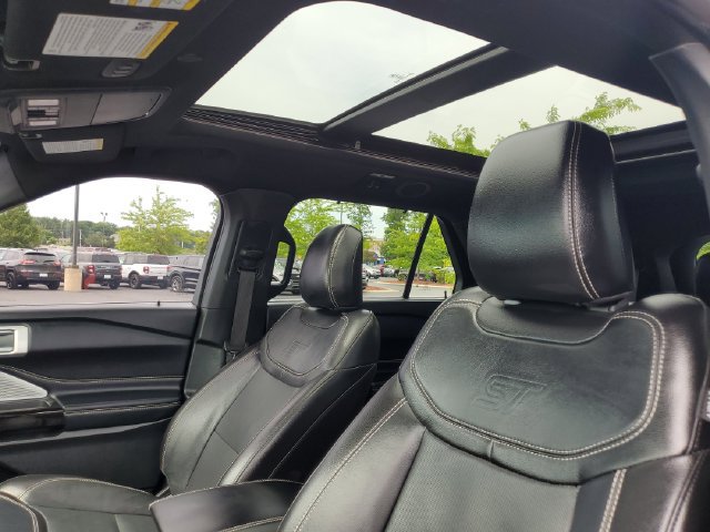 Used 2022 Ford Explorer ST w/ Equipment Group 401A AWD/4WD image 10