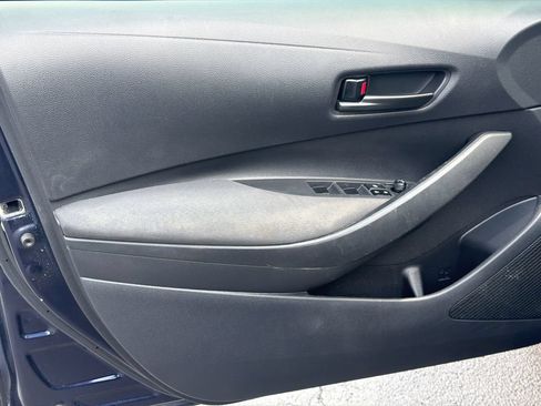 Used 2022 Toyota Corolla LE FWD image 16