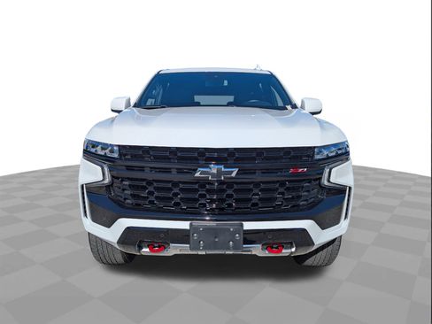 Certified 2023 Chevrolet Suburban Z71 w/ Luxury Package image 9