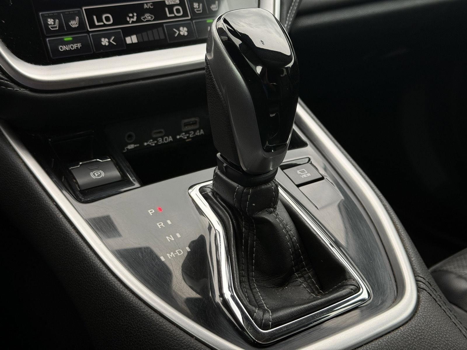 Used 2023 Subaru Outback Touring AWD/4WD image 39