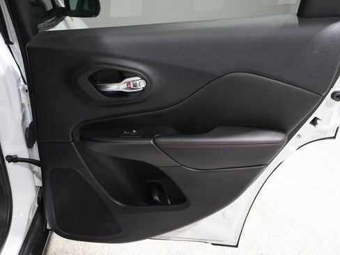 Certified 2022 Jeep Cherokee Trailhawk w/ Sound & Nav Group image 25