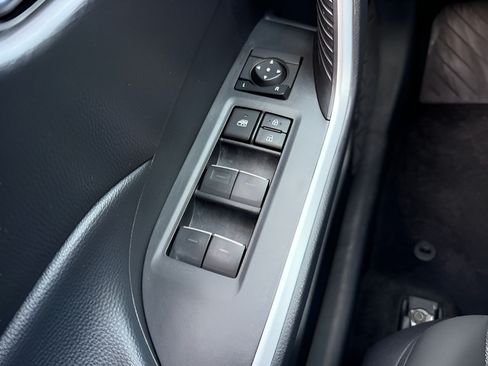 Used 2023 Toyota RAV4 XLE AWD/4WD image 19