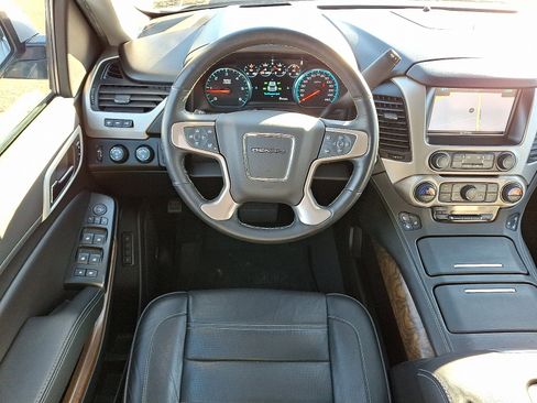 Used 2019 GMC Yukon XL Denali w/ Denali Ultimate Package image 13