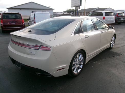 Used 2015 Lincoln MKZ w/ Equipment Group 102A Reserve image 4