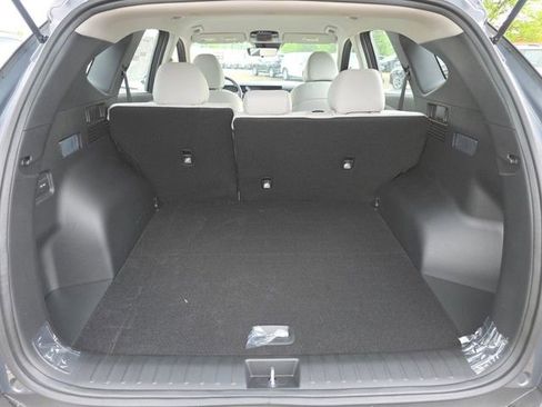 Certified 2025 Hyundai Tucson SE image 24