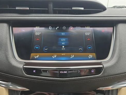 Used 2019 Cadillac XT5 Luxury FWD image 33