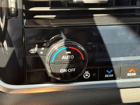 New 2026 Nissan Rogue Platinum image 15