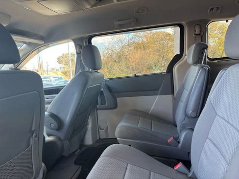 Used 2010 Dodge Grand Caravan SXT w/ Family Value Group image 17