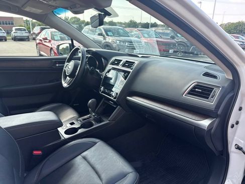Used 2019 Subaru Outback 2.5i Limited AWD/4WD image 28