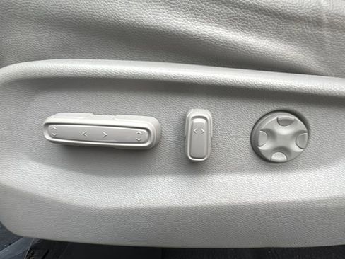 Used 2019 Honda Odyssey EX-L image 11