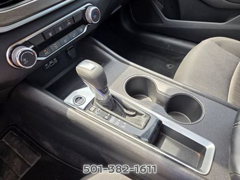Used 2025 Nissan Altima 2.5 SV FWD image 23