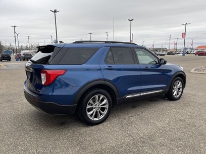 Certified 2023 Ford Explorer XLT w/ Equipment Group 202A