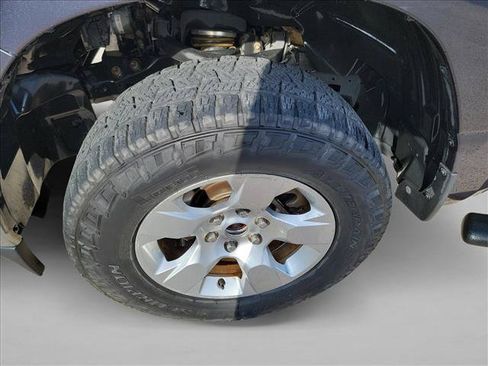 Used 2019 RAM 1500 Big Horn AWD/4WD image 8