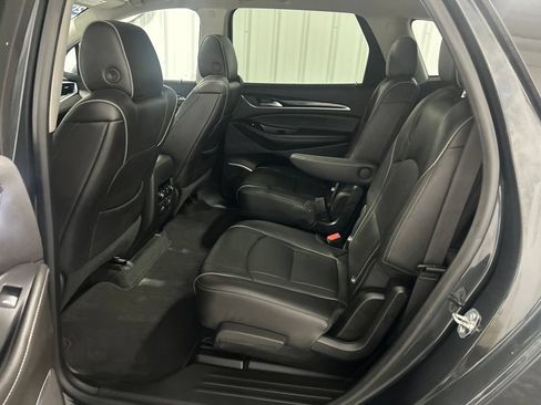 Used 2021 Buick Enclave Avenir w/ Avenir Technology Package AWD/4WD image 13