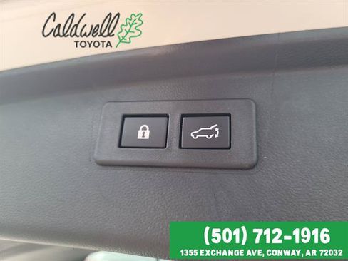 Used 2025 Subaru Outback Premium AWD/4WD image 25