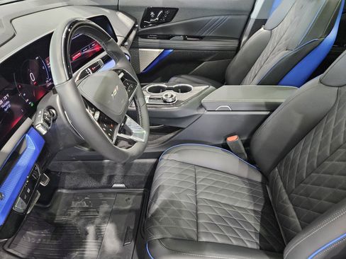 New 2026 Cadillac Optiq V w/ Magnus Launch Edition AWD/4WD image 9