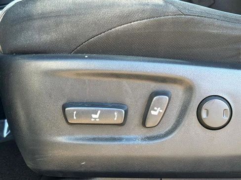 Used 2018 Toyota 4Runner SR5 image 15