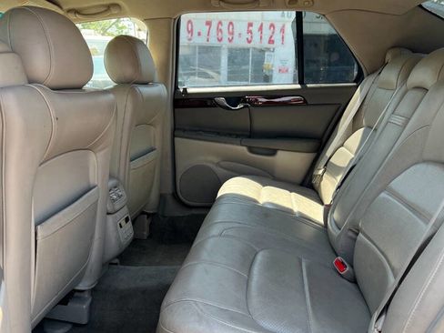Used 2000 Cadillac De Ville DTS w/ Safety/Security Pkg image 10