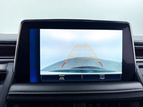 Used 2023 Chevrolet Tahoe Premier image 10