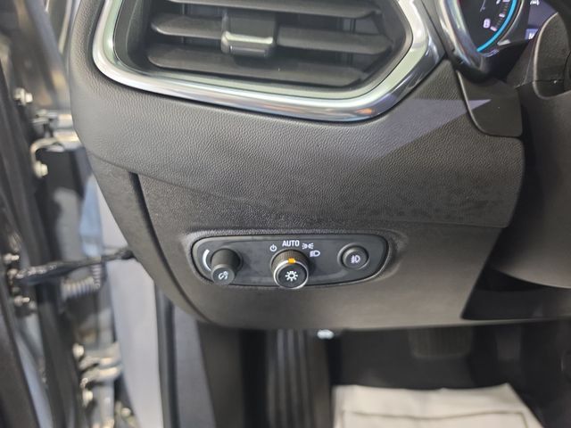 Used 2019 Chevrolet Equinox Premier AWD/4WD image 19