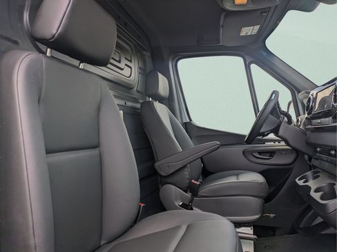 New 2026 Mercedes-Benz Sprinter 2500 image 7