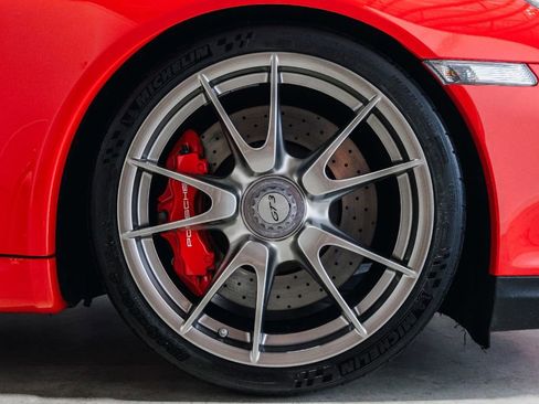 Used 2010 Porsche 911 GT3 image 32