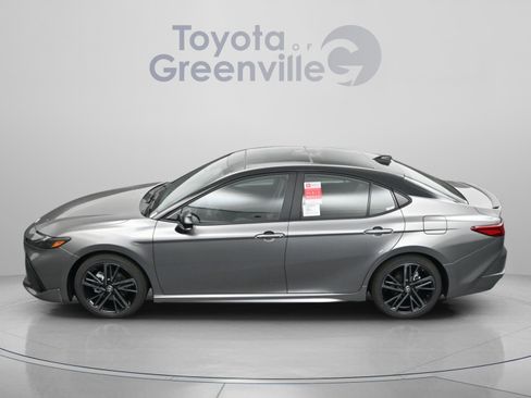 Used 2025 Toyota Camry XSE w/ Premium Plus Package FWD image 2