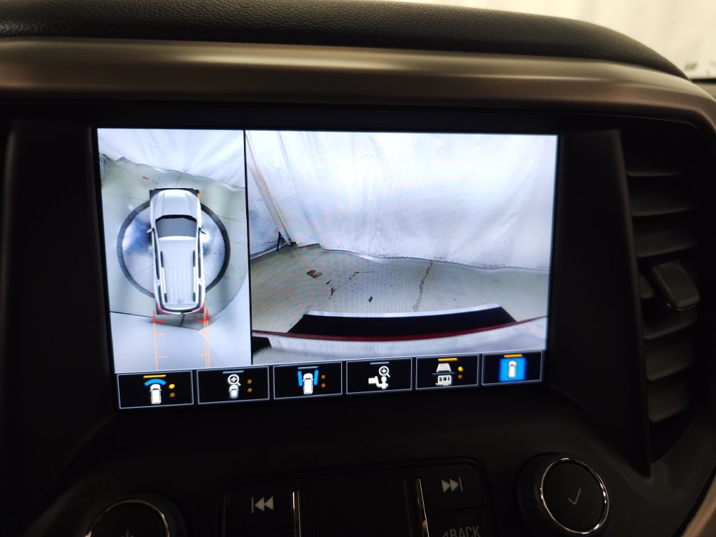 Used 2023 GMC Acadia Denali w/ Denali Ultimate Package AWD/4WD image 29