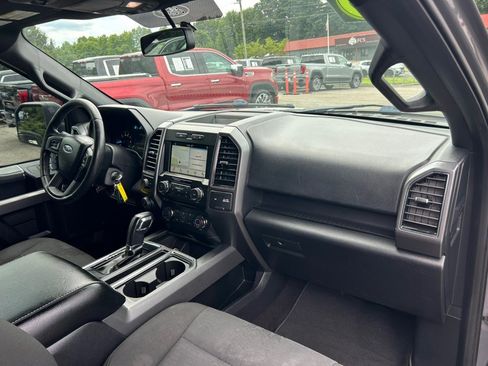 Used 2018 Ford F150 XLT w/ Equipment Group 302A Luxury AWD/4WD image 23