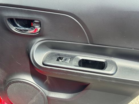 Used 2019 Toyota Prius C FWD image 16