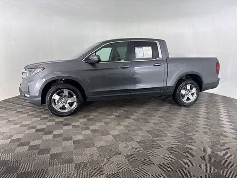 Certified 2025 Honda Ridgeline RTL image 5
